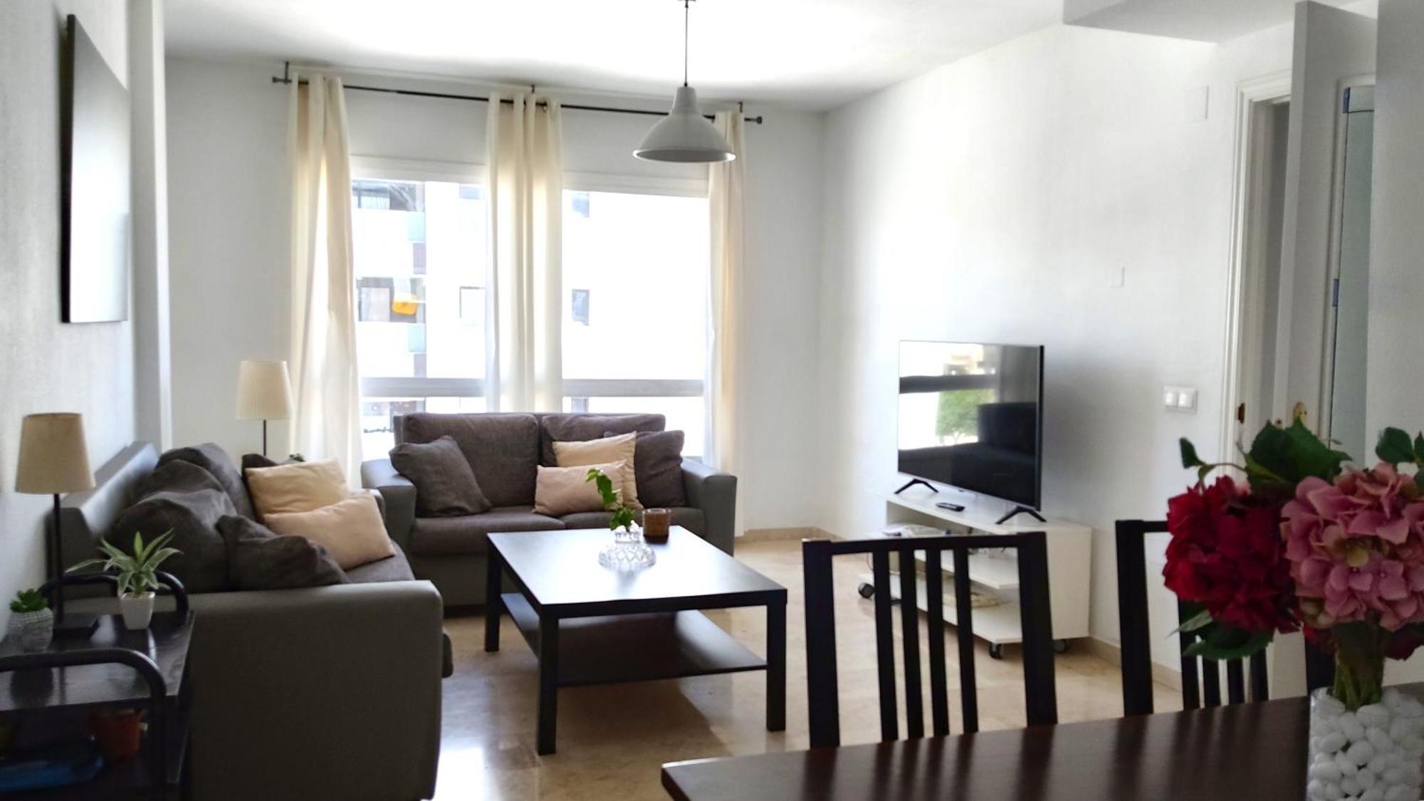 Teatinos Appartement *